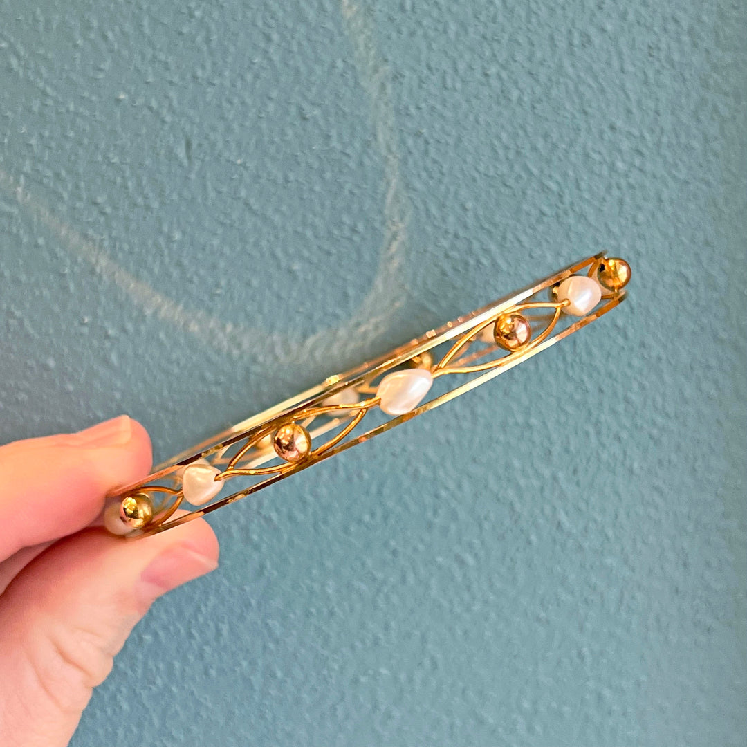 Antique Edwardian Pearl 9k Gold Bangle c. 1910
