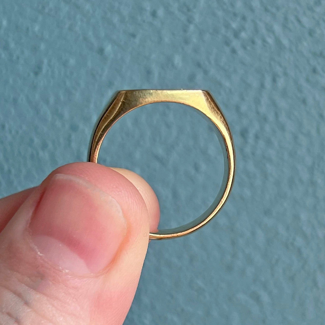 Antique Gold French Intaglio Signet Ring 18 Karat c. 1890