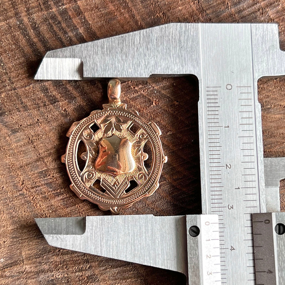 Antique Gold Shield Fob Pendant Fattorini & Sons, Birmingham 1914