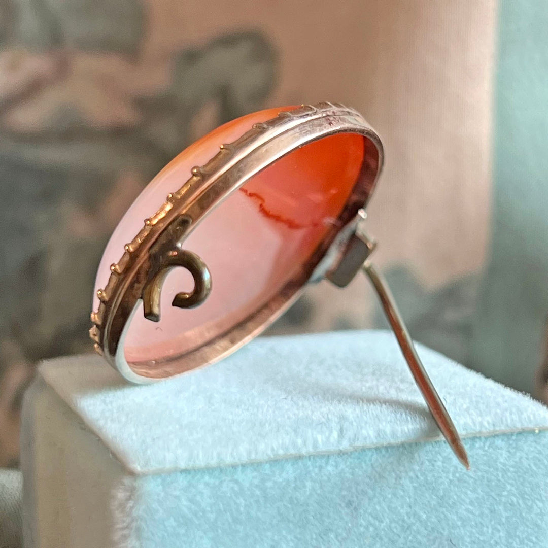 Antique Gold Victorian Brooch Banded Agate