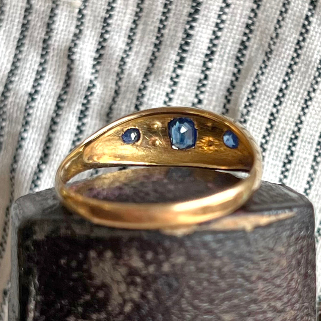 Antique Victorian Sapphire Diamond Ring 18k Gold c.1900