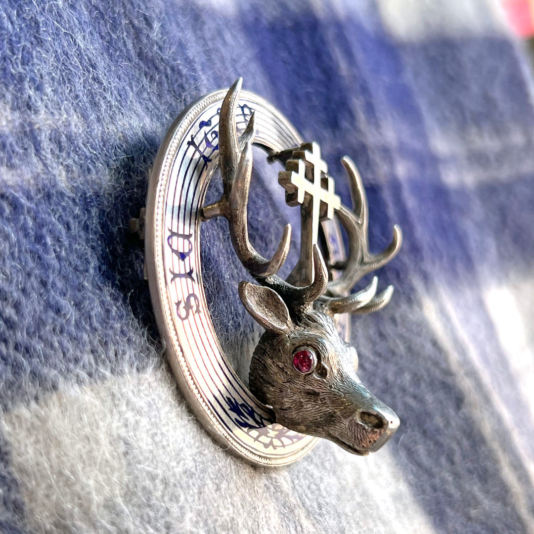 Antique Scottish Silver Stag Clan Brooch 'Thus one goes to the Stars'