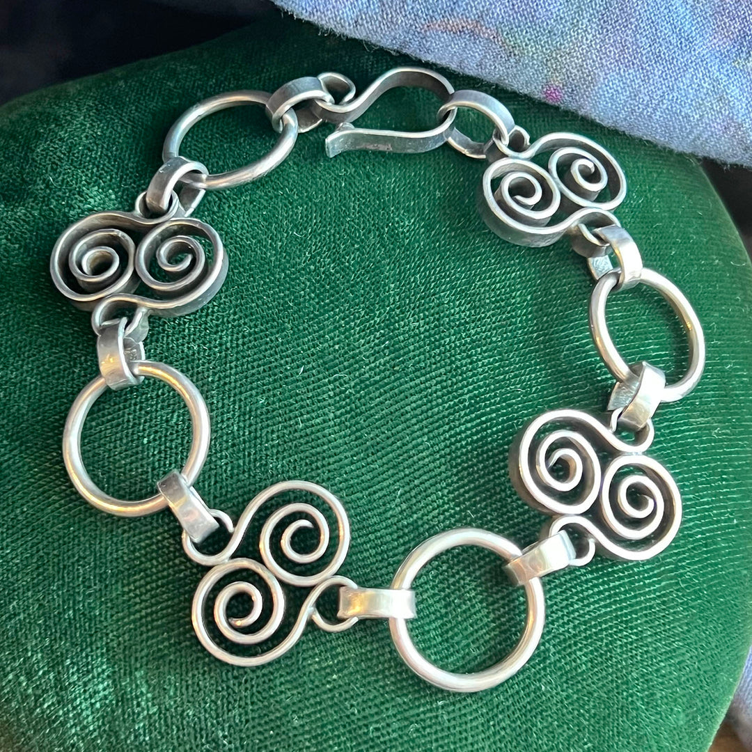 Vintage Mid-Century Modern Scandinavian Silver Spiral Link Bracelet, c. 1960
