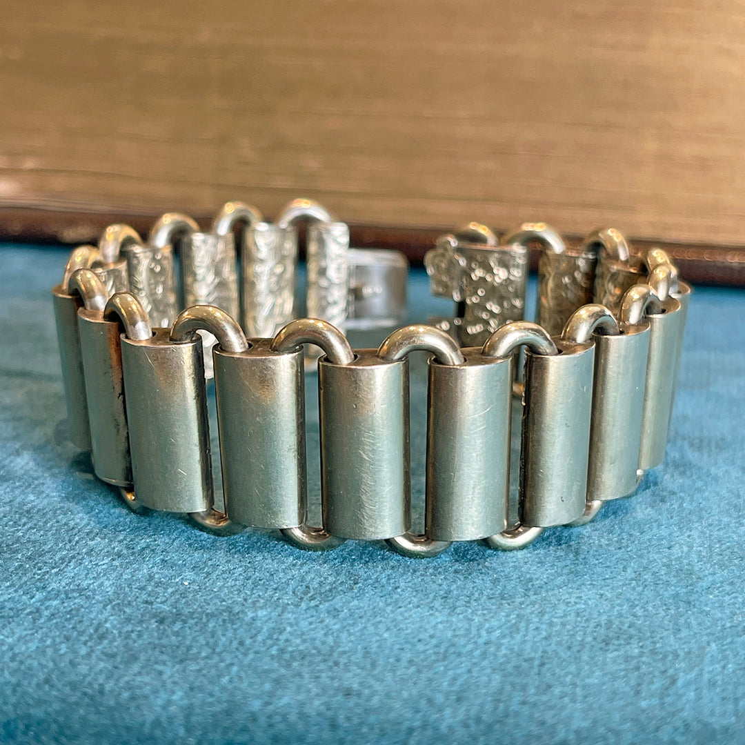 Silver Gilt Engraved Link Bracelet Buckle