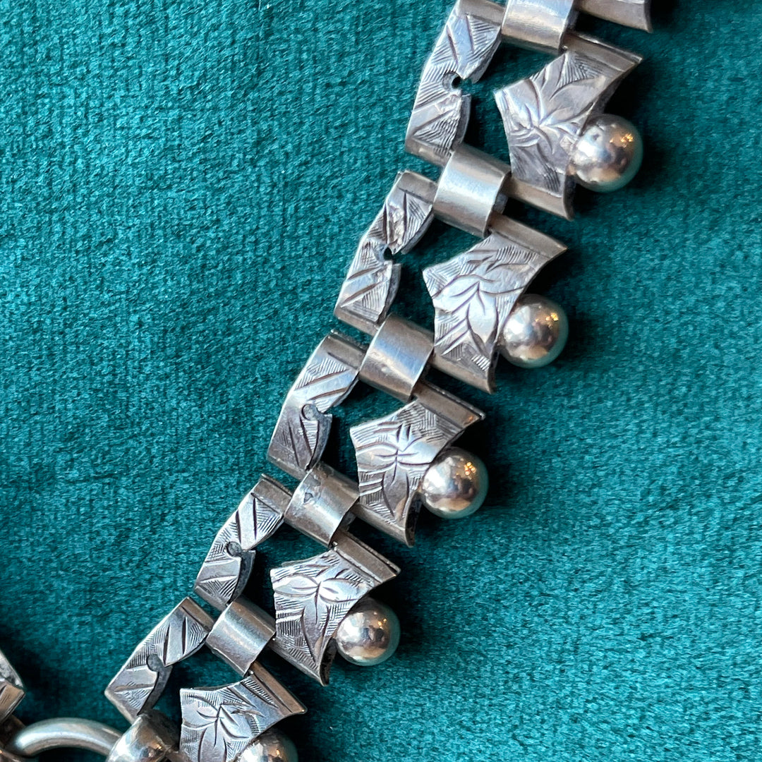 Silver Victorian Collar Necklace with Hanger 18 inches long
