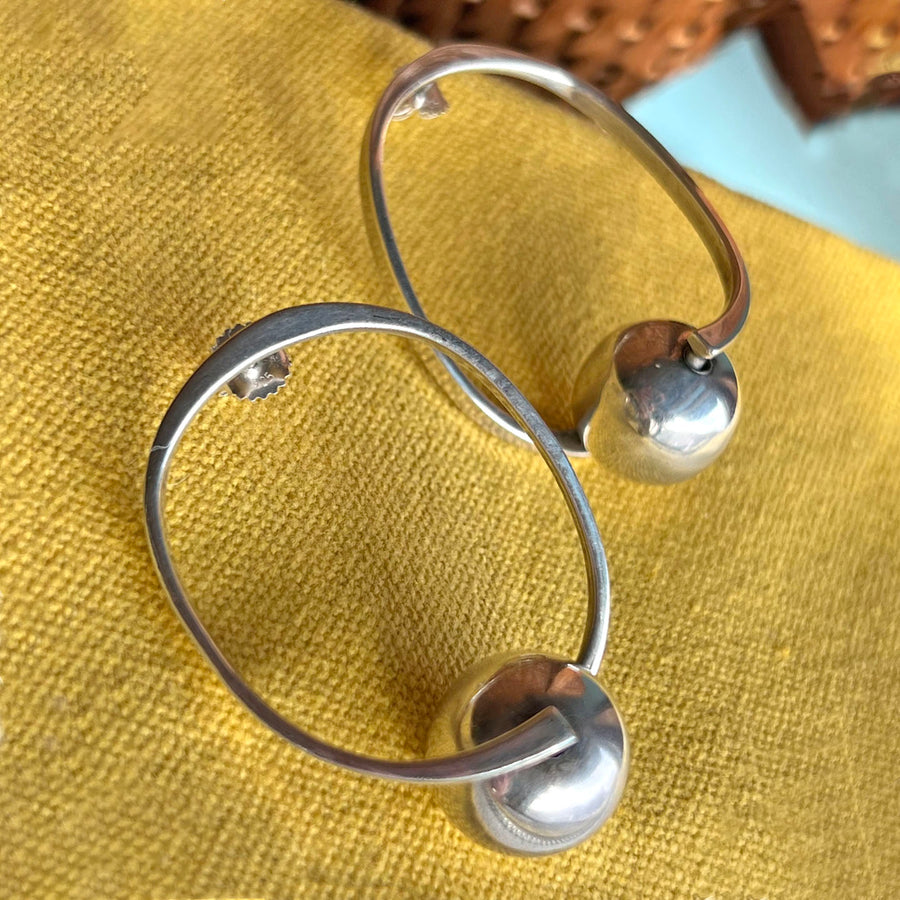 Vintage Funky Kinetic Silver Earrings