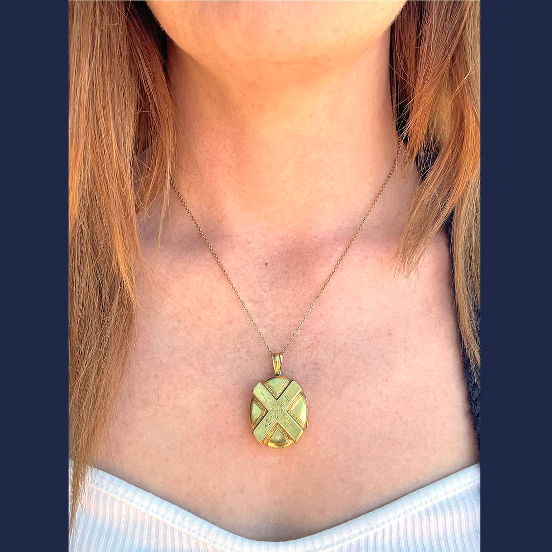 Unusual English Victorian 15k Gold Locket Pendant