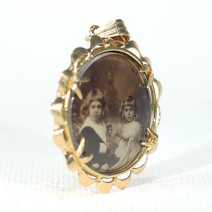 Antique 18k Round Frame Locket with Siblings Portrait