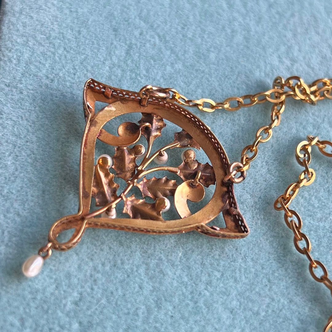 Antique French Art Nouveau 18 Karat Gold Pearl Necklace, c. 1900