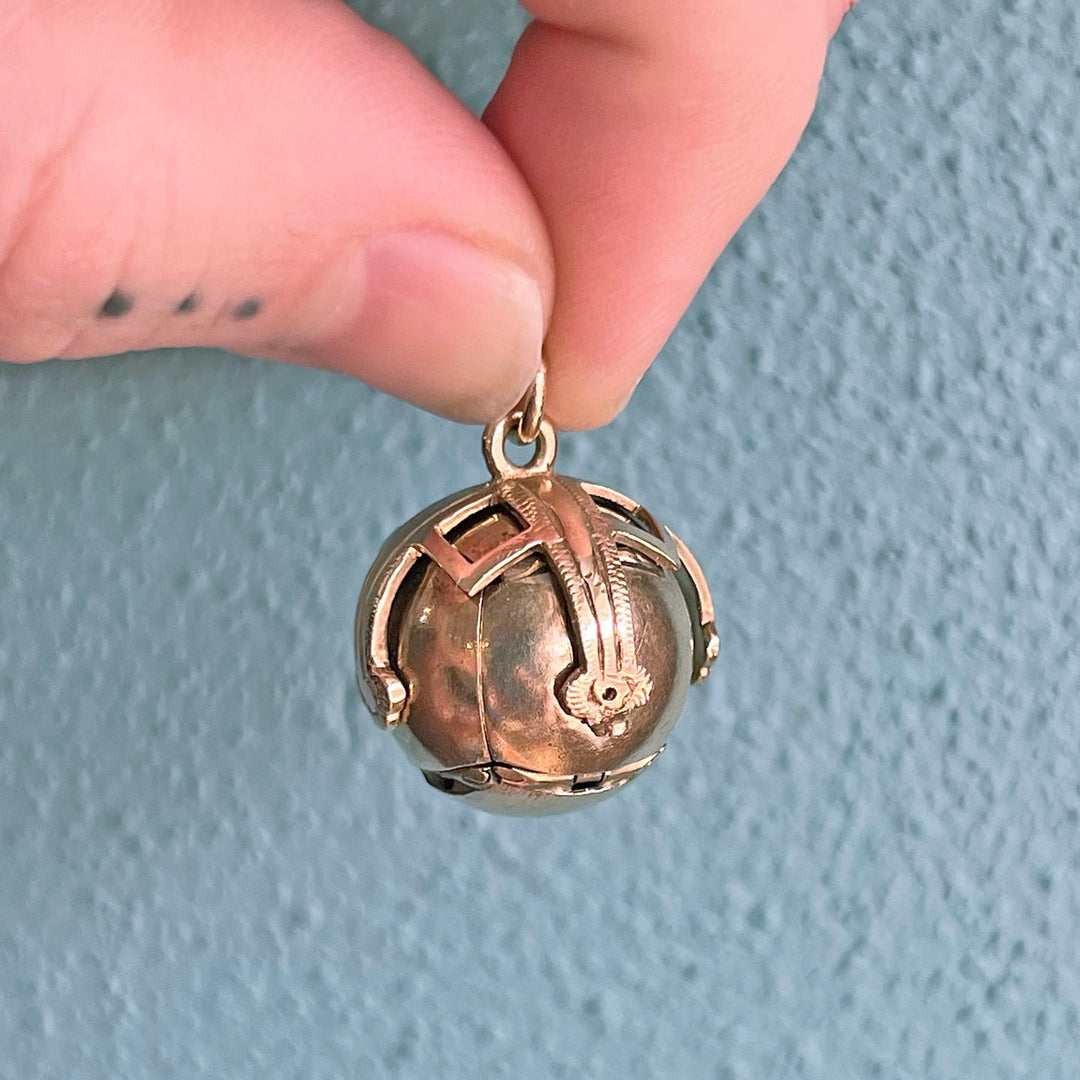 Antique Victorian Gold Masonic Ball Pendant c. 1900