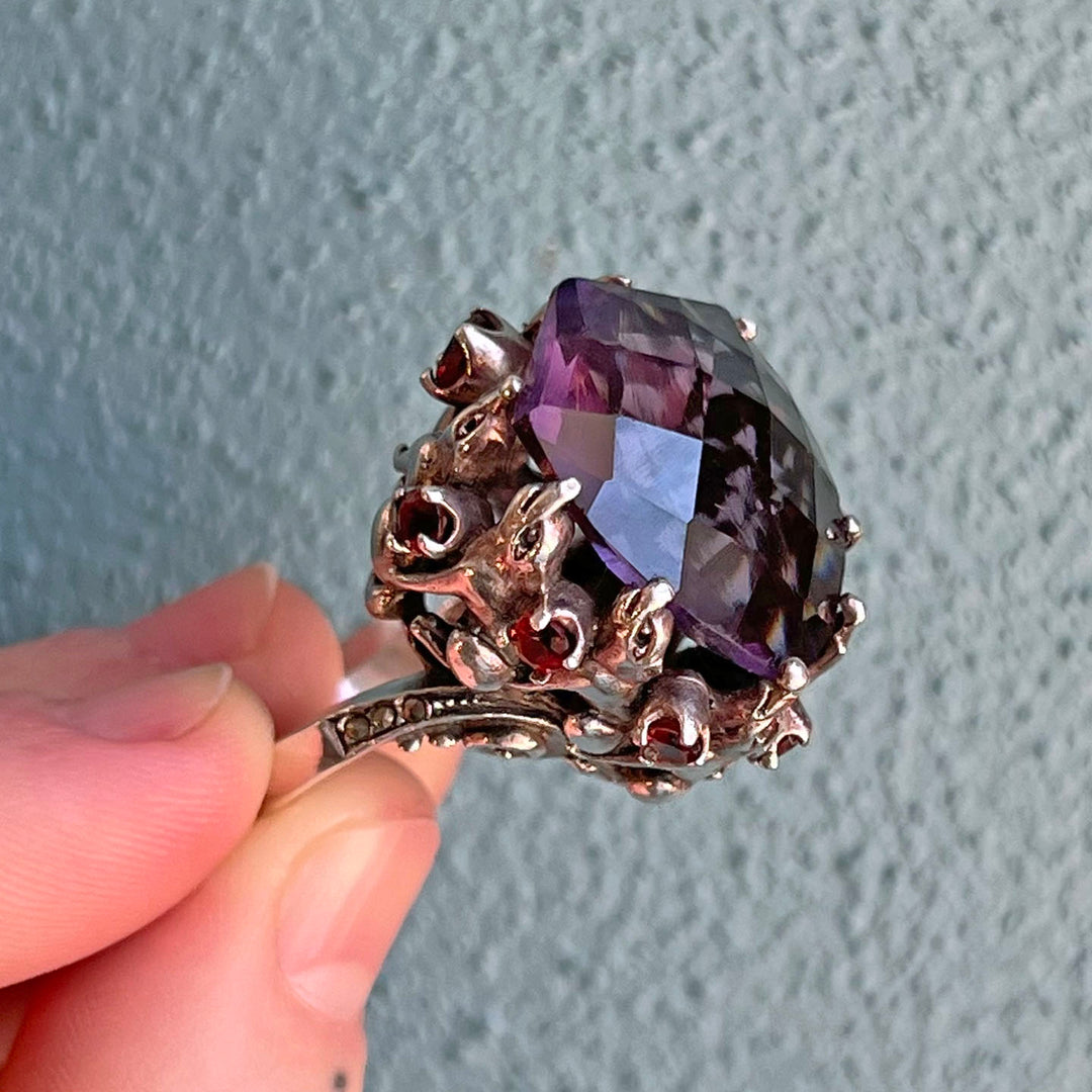 Vintage Silver Amethyst Garnet Marcasite Canine Claw Ring