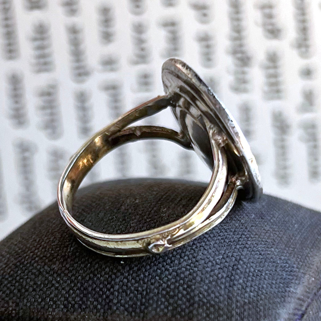 Antique Georgian Silver Shakespeare Ring Boxed c. 1720