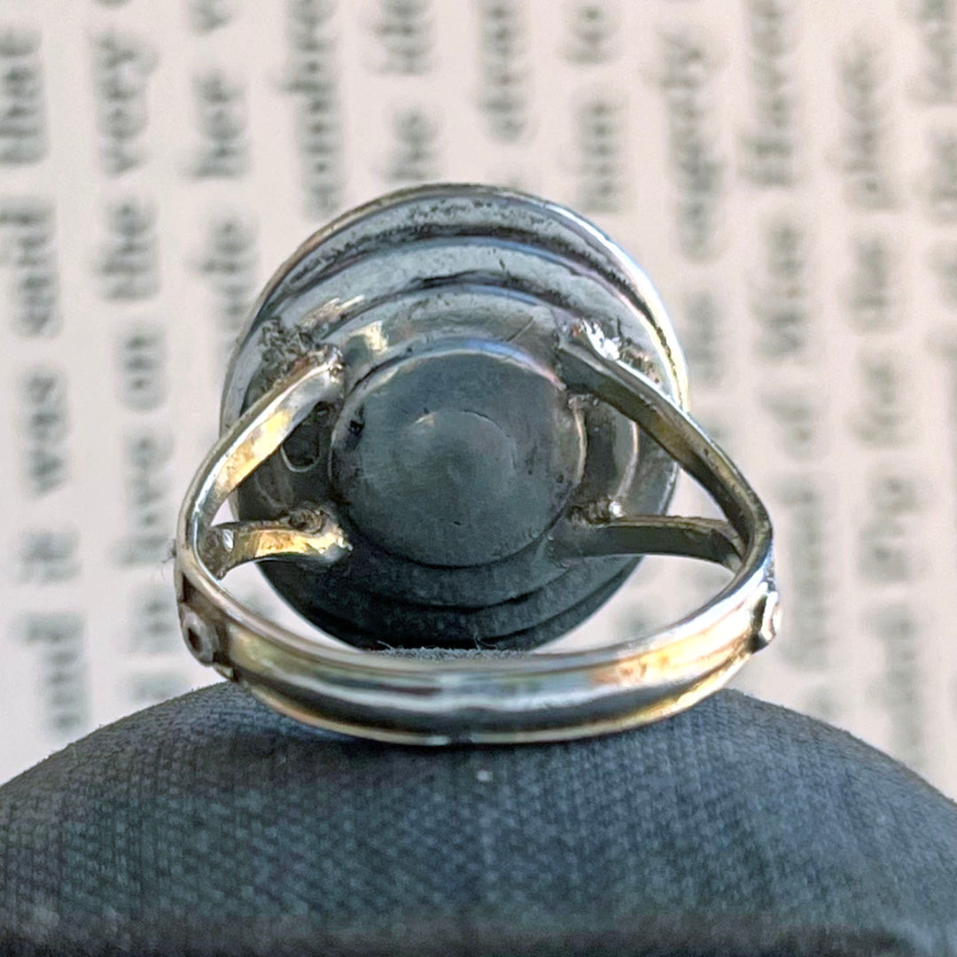 Antique Georgian Silver Shakespeare Ring Boxed c. 1720