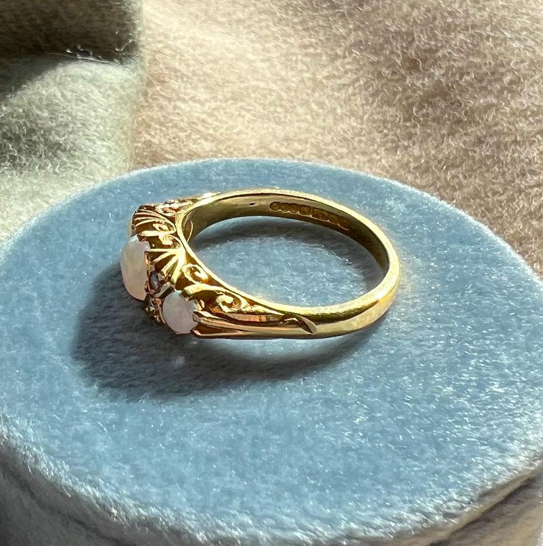 Vintage 18k 7 Stone Opal and Diamond Ring, Birmingham 1975