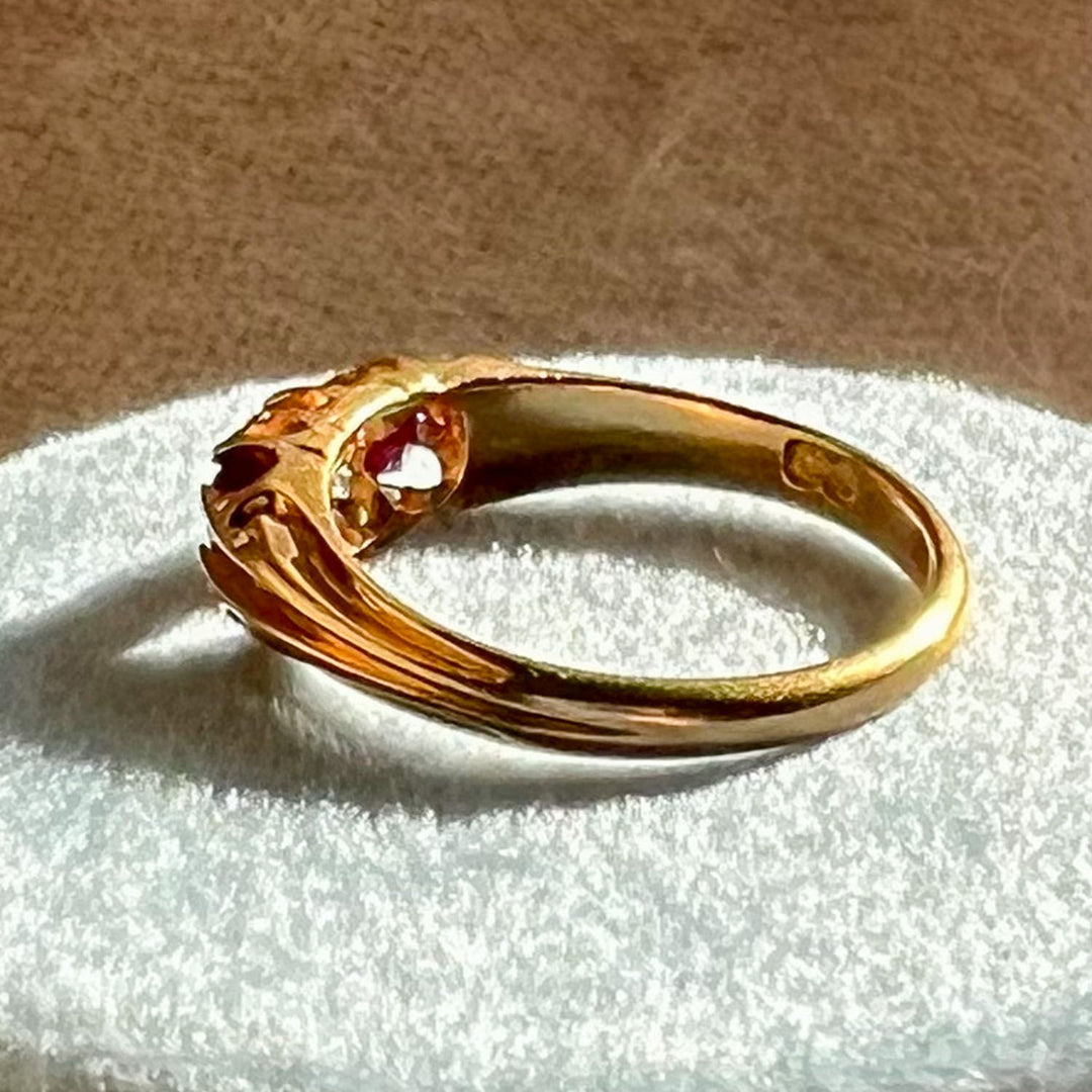 Antique 3-Stone Diamond Garnet Ring, 18k Gold, London 1875
