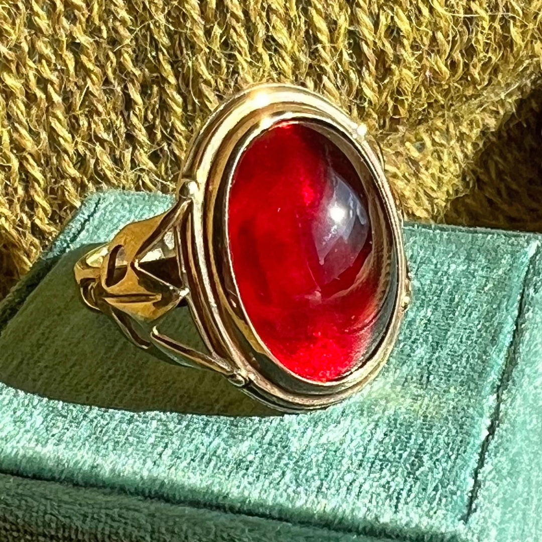 Vintage Cabochon Garnet Ring 9k Gold Edinburgh 1987