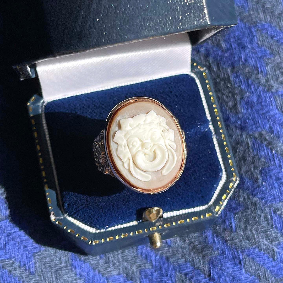 Antique Victorian Comedy Mask Cameo Gold Ring