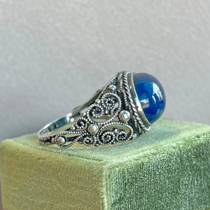 Antique Silver Pierced Oval Cabochon Lapis Ring 