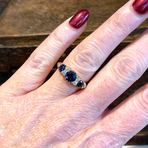 Antique Victorian Sapphire and Diamond Ring in 18k Gold