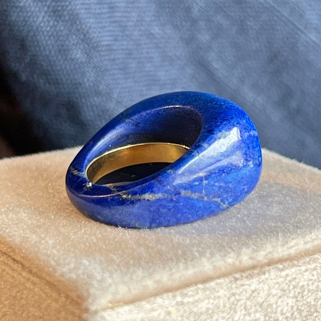 Unusual Art Deco Lapis Lazuli Ring 18k Gold c.1920