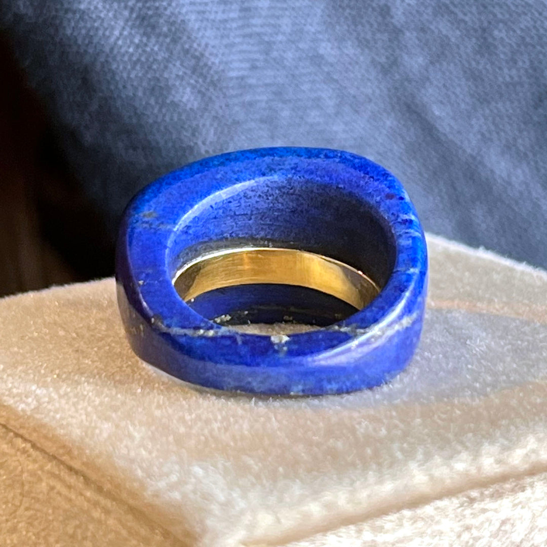 Unusual Art Deco Lapis Lazuli Ring 18k Gold c.1920