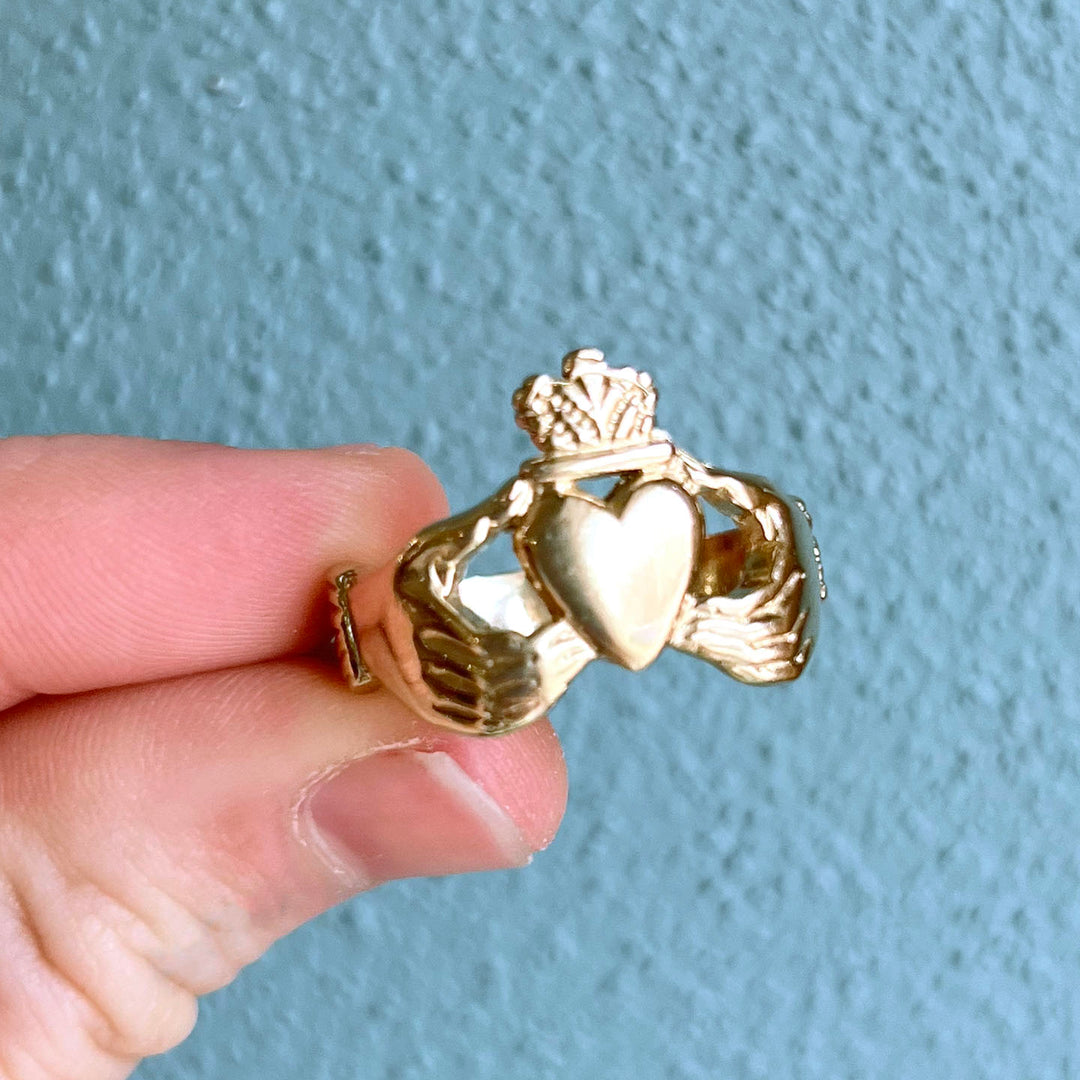 Vintage 9k Gold Men's Claddagh Ring London 1995
