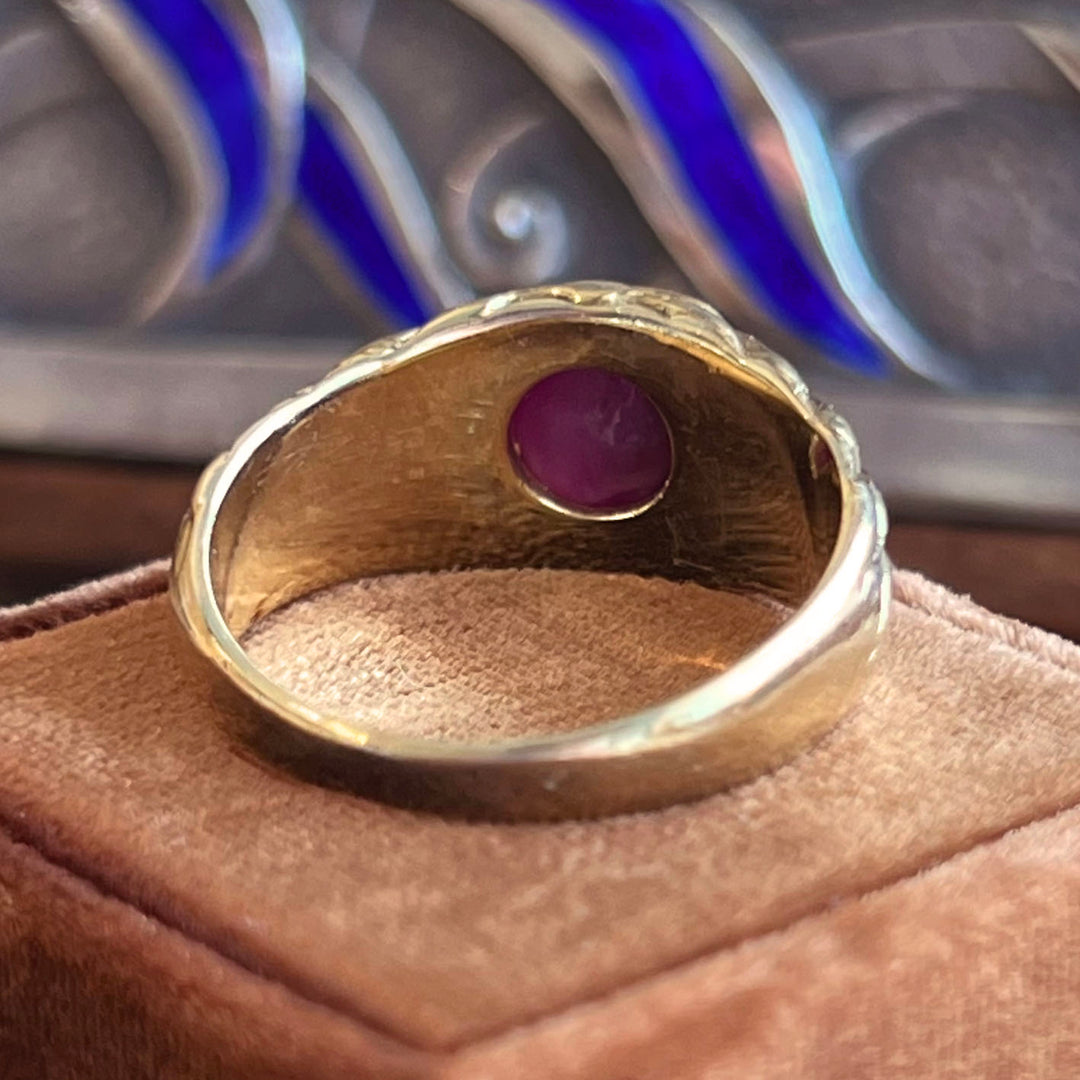 Vintage Art Deco Star Ruby Ring in 14k Gold
