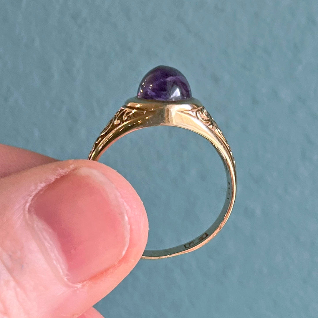 Vintage Gold Cabochon Amethyst Ring, 1976 London