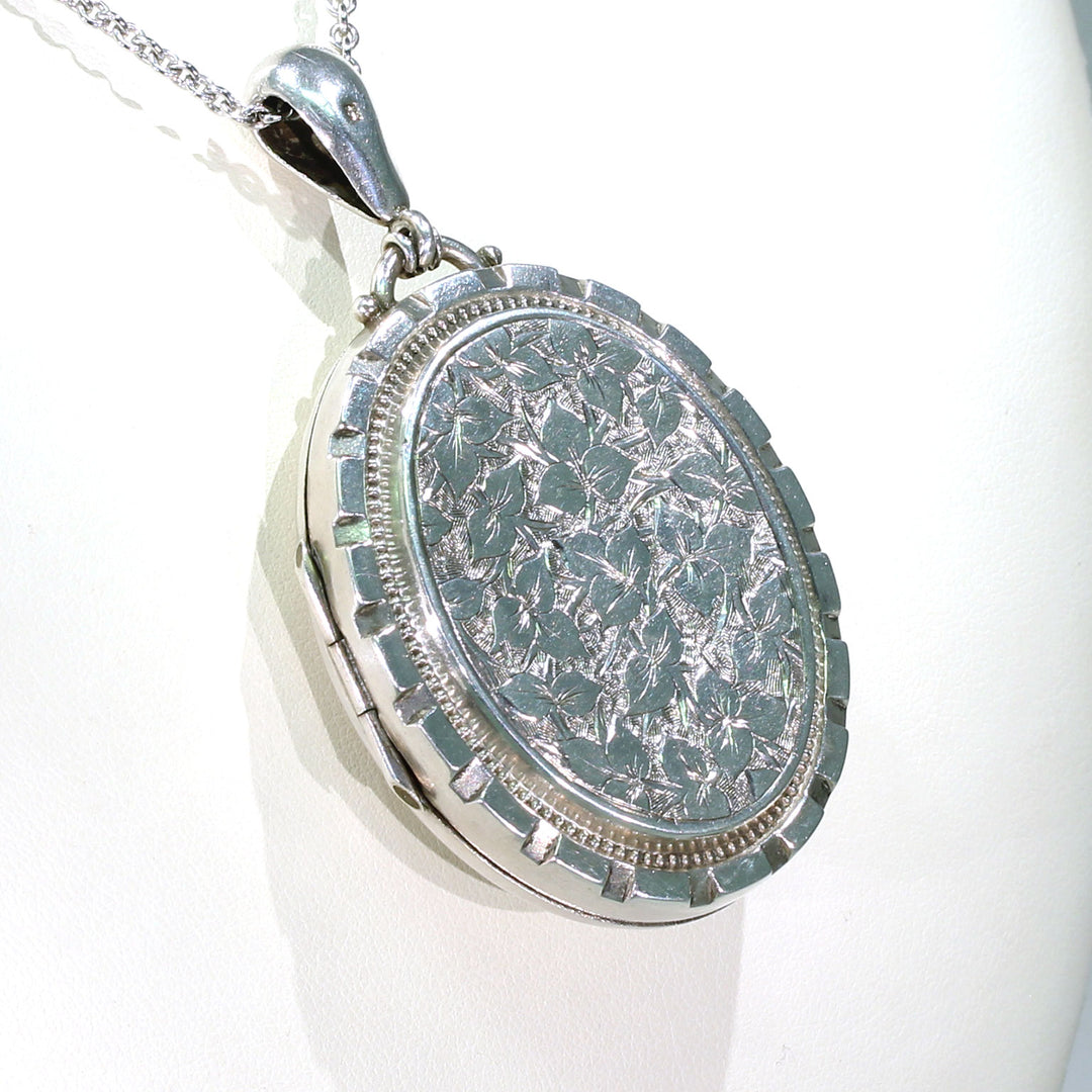 Antique Victorian Silver Locket Ivy Leaves