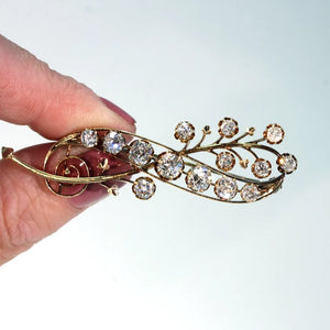 Antique 3cttw Diamond Brooch in 18k Gold