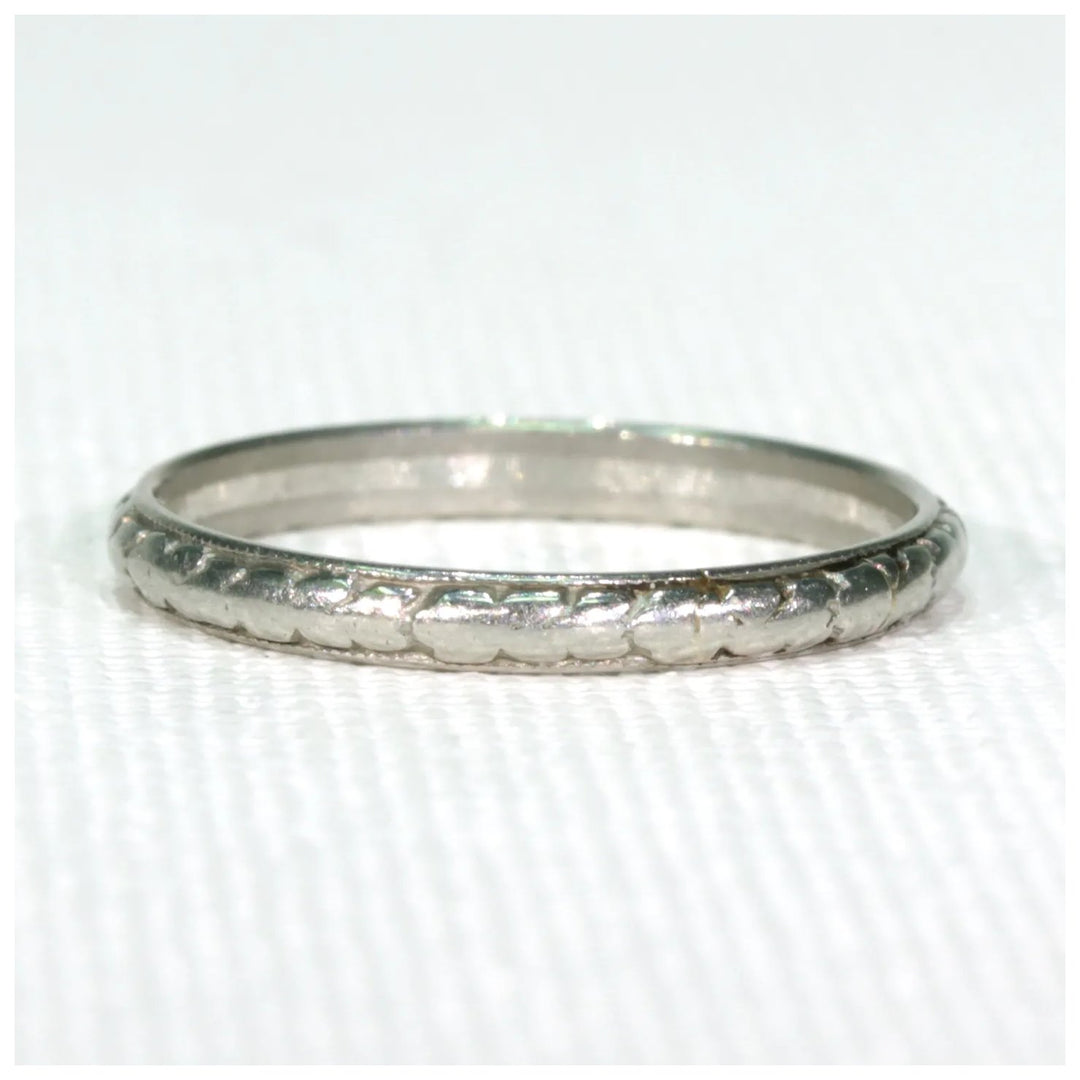 Antique Art Deco Carved Platinum Wedding Band Ring