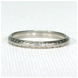Antique Art Deco Carved Platinum Wedding Band Ring