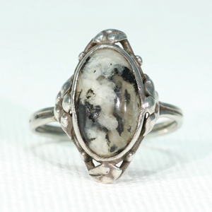 Antique Arts & Crafts Silver Granite Ring