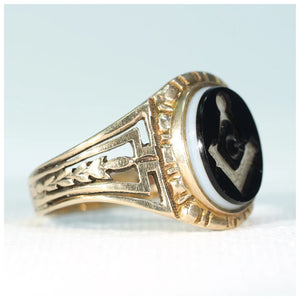 Antique Gold Sardonyx Carved Masonic Ring Intaglio