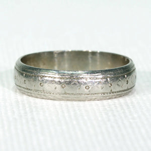 Wonderful Art Deco Engraved Platinum Wedding Band Size 7 4.7mm