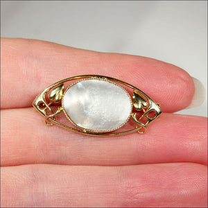 Antique Murrle Bennett & Co. Arts & Crafts Art Nouveau Mother of Pearl and 15k Gold Brooch Pin