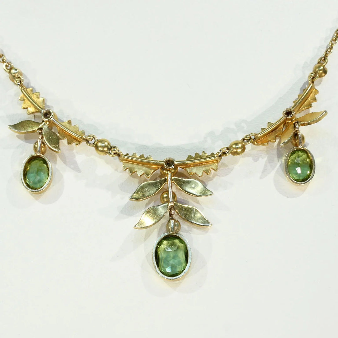 Edwardian 15k Gold Peridot Pearl Necklace Leaf Motif