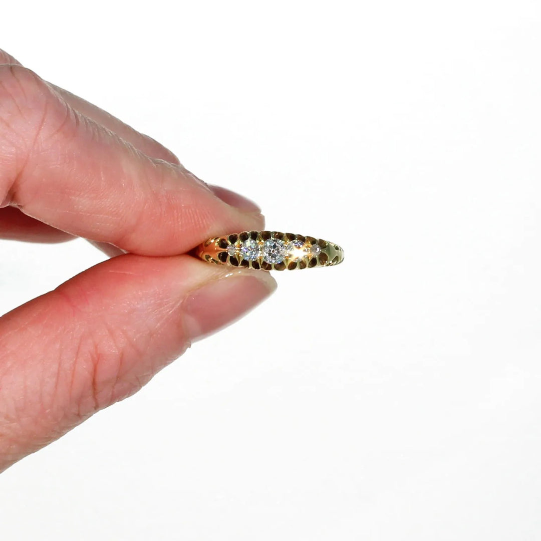 Edwardian 5 Stone Diamond Ring in 18k Gold