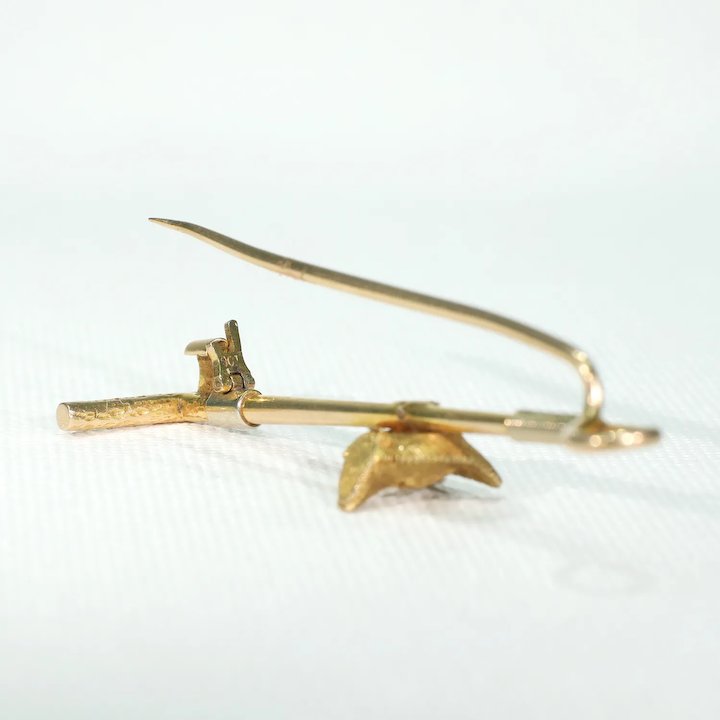 Edwardian Fox and Crop Brooch 15k Gold Platinum Mans