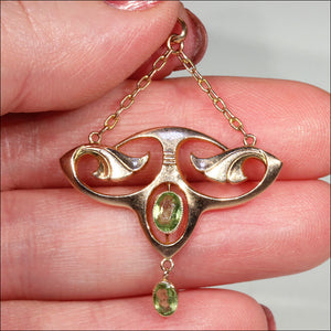 Antique Art Nouveau Peridot Pendant in 9k Gold, English c. 1900