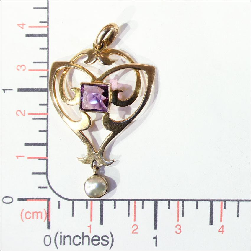 Antique Art Nouveau Amethyst and Mother of Pearl Pendant in 9k Gold