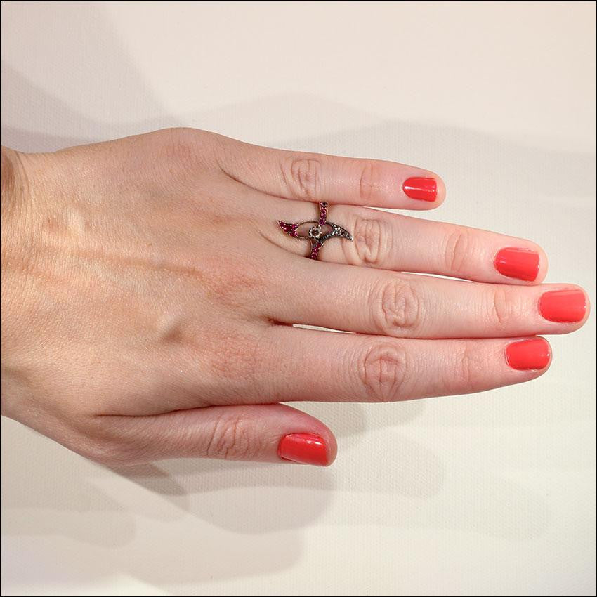 Antique Ruby and Diamond Art Nouveau Ring in 18k Gold