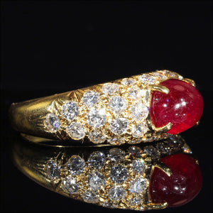 Stunning Vintage Cabochon Ruby and Diamond Ring in 18k Gold