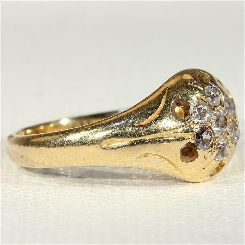 Antique Victorian Diamond Cluster Ring with .3 ctw in 18k Gold