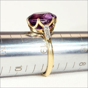 Vintage 6ct Amethyst and Diamond Ring in 18k Gold and Platinum, Hallmarked 1969