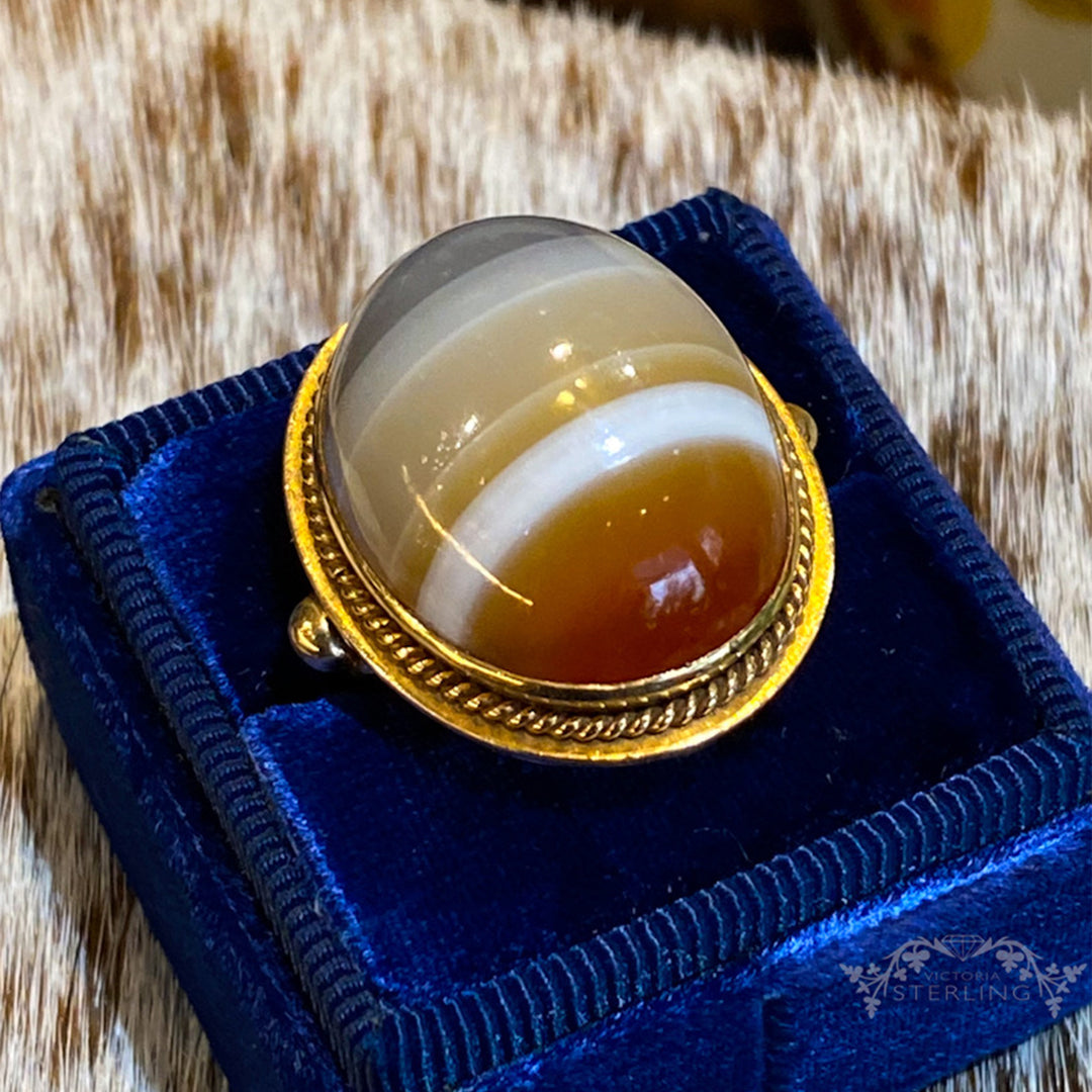 High Domed Banded Agate Ring Carneilian 18k Gold