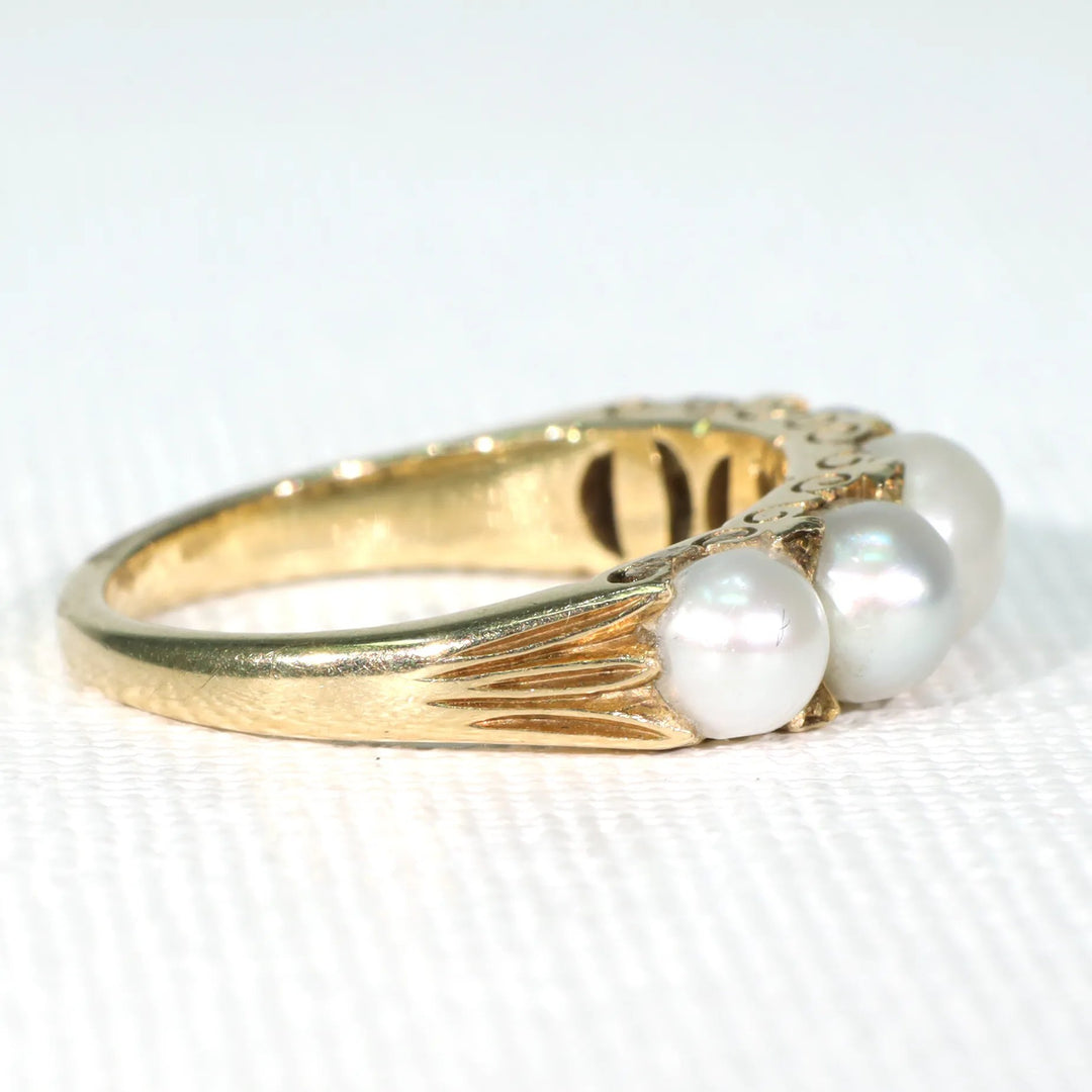 Victorian 5 Pearl 18k Gold Ring