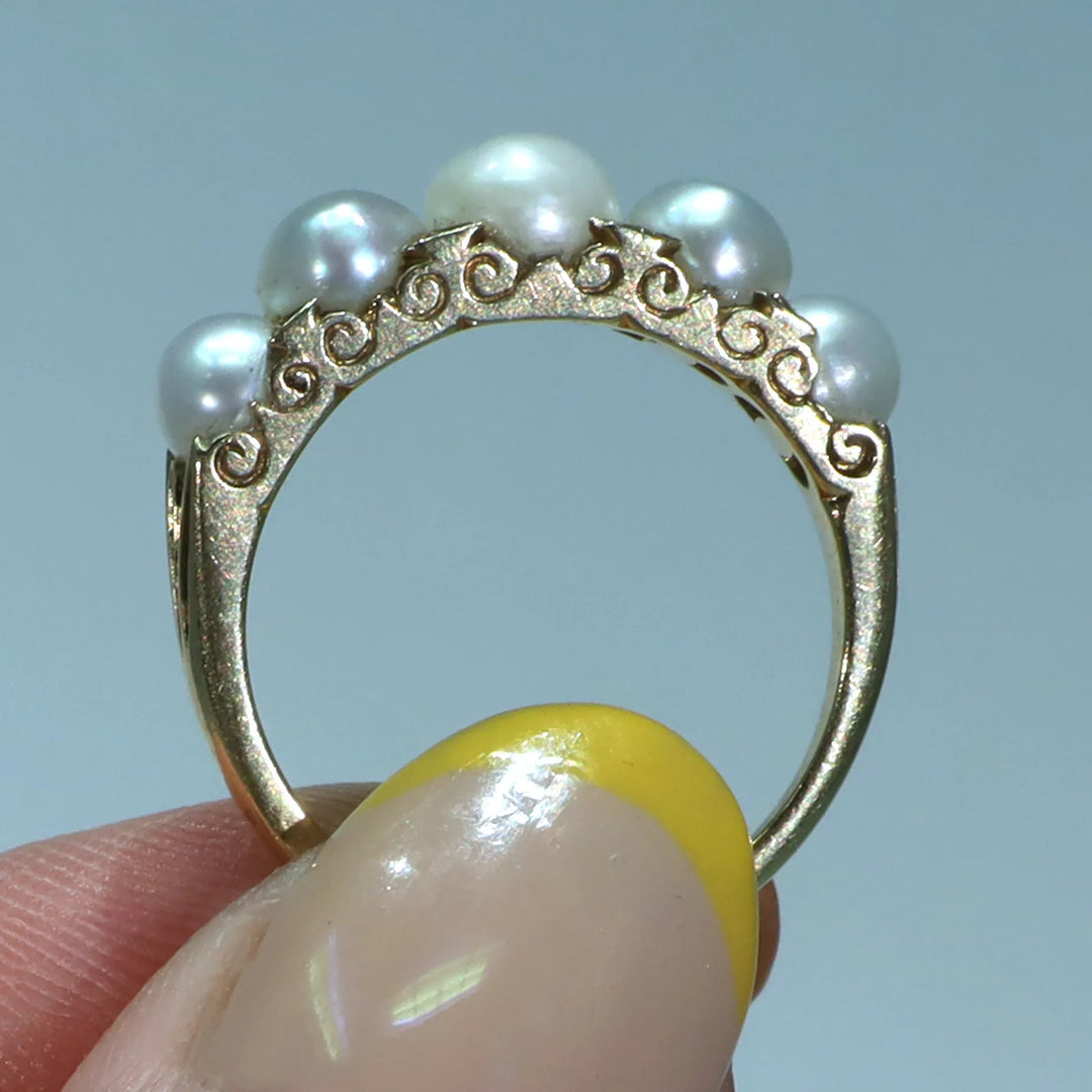 Victorian 5 Pearl 18k Gold Ring
