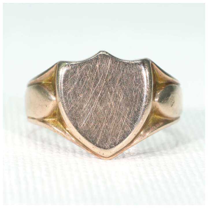 Victorian English Gold Signet Ring Shield