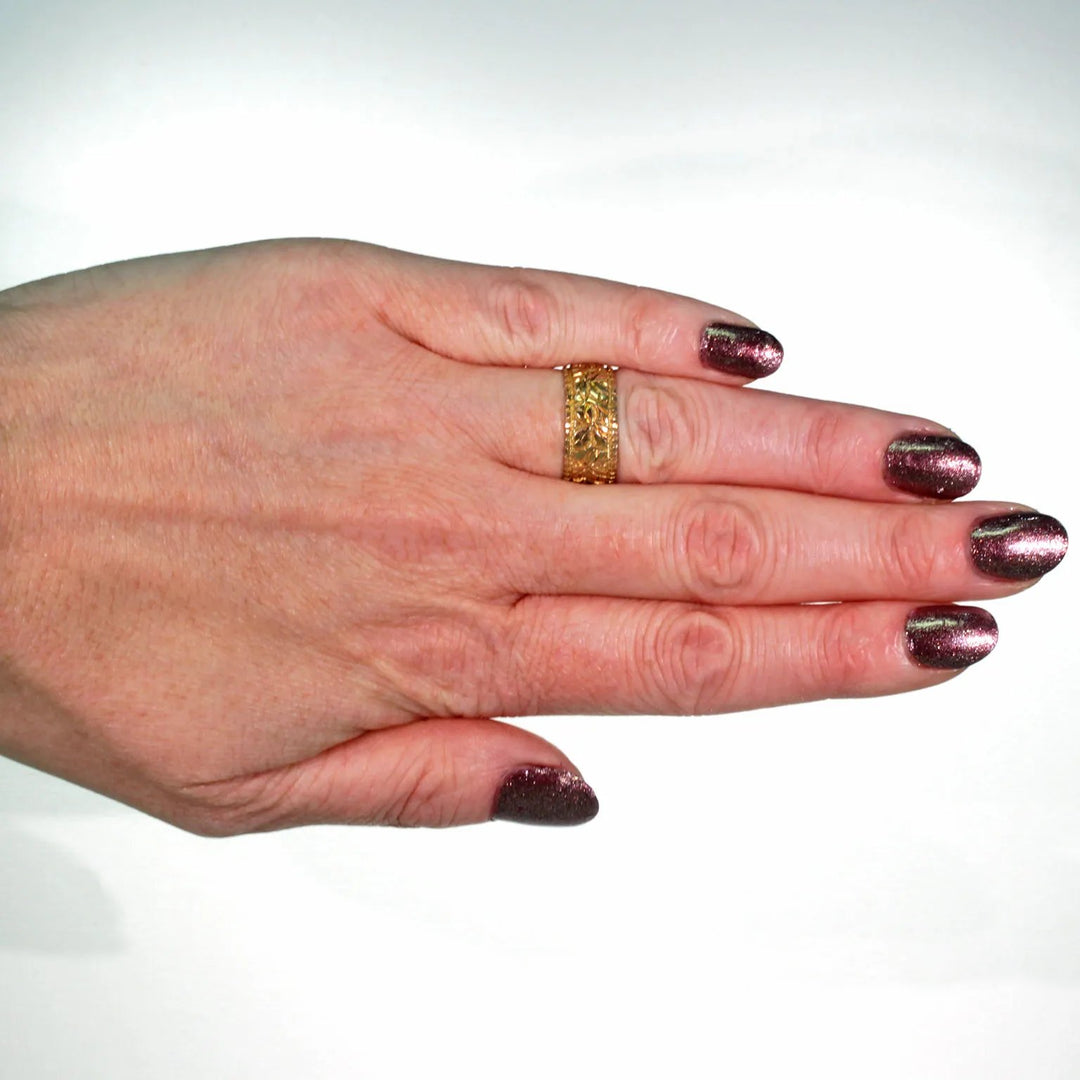 Victorian Leaves 9k Gold Wedding Band Ring Sz 6